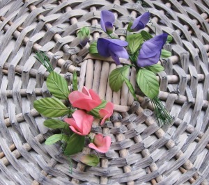 handmade silk flowers, silk sweet peas, hand painted floral brooches, pink sweet peas, purple sweet peas, sweet peas brooch, millinery flowers