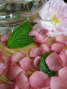 handmade petals, silk rose petals, hand painted silk rose petals, handmade flowers, silk flowers