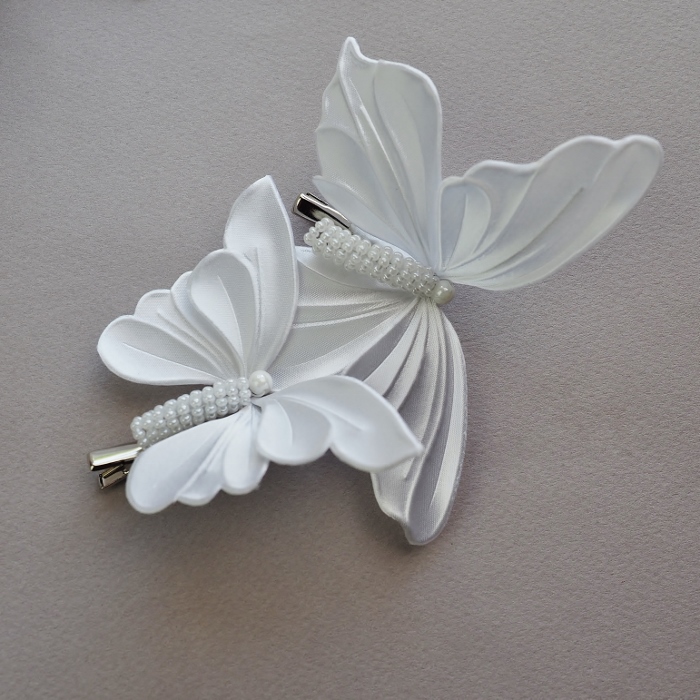 2x12cm BUTTERFLY CLIPS SATIN PEARL IVORY PETALS WEDDING CELEBRATION DECORATION 