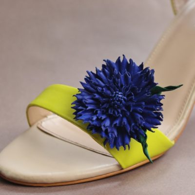 Leather cornflower shoe clips