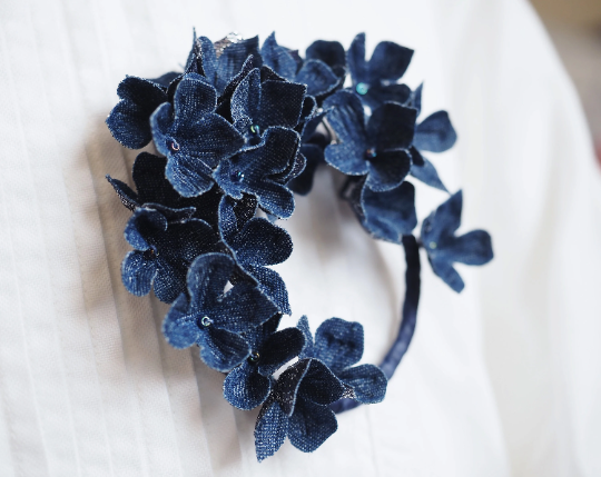 denim hydrangea brooch