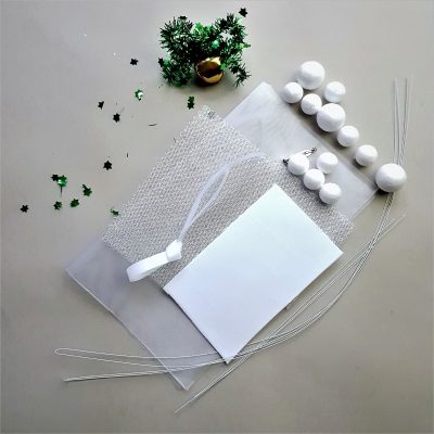 fabric snowberry diy kit