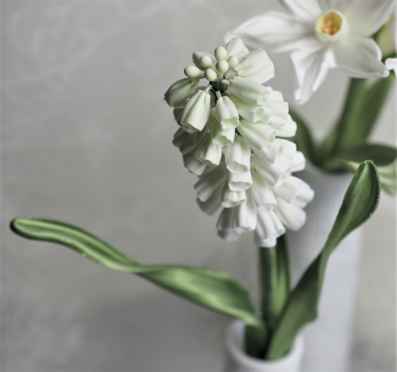 NEW Video course: Small Flowers. Spring Edition - PresentPerfect Creations