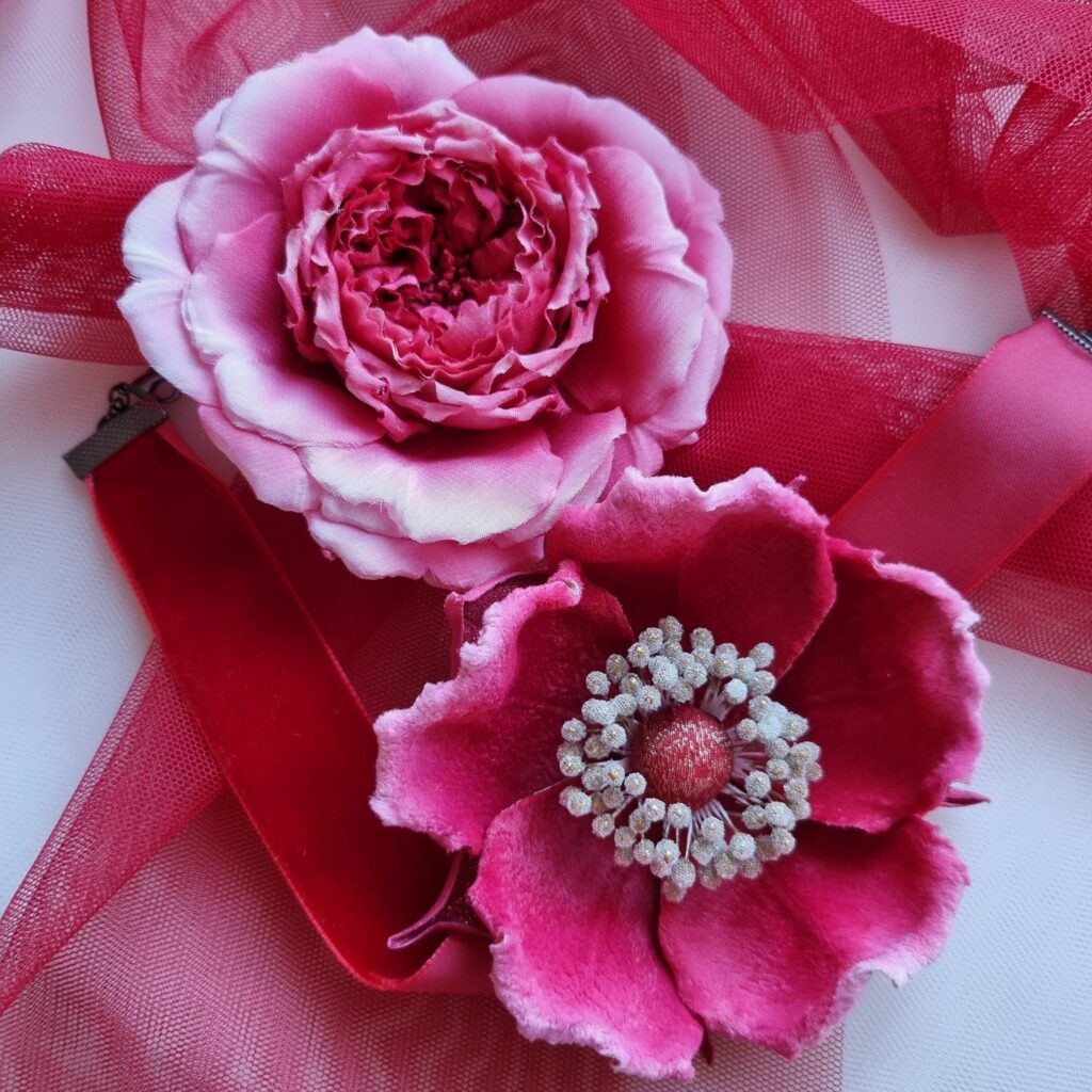 Velvet Edelweiss flower brooch - PresentPerfect Creations