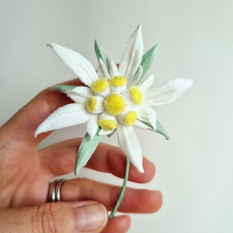 Velvet Edelweiss flower brooch - PresentPerfect Creations
