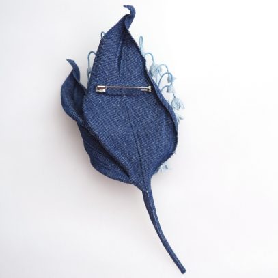 denim lily of the valley brooch back 800