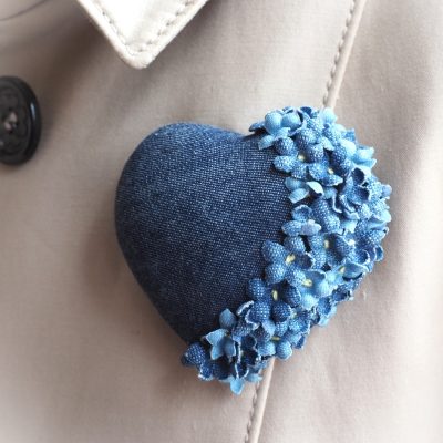 Denim heart brooch with forget-me-nots