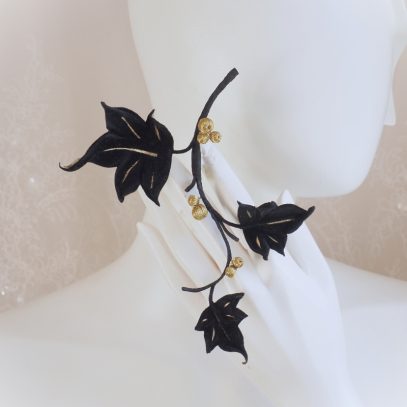 black ivy leaves brooch 800