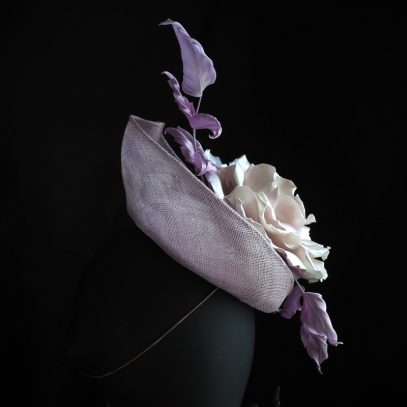 Floral Overspill hat in lilac back 800