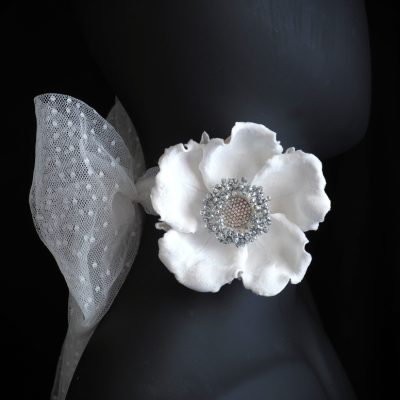 white velvet rose choke